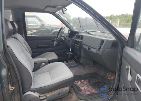 1993 Nissan Truck King Cab z USA, uszkodzony, nr VIN 1N6SD16S5PC405482